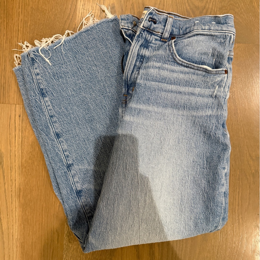 Madewell The Perfect Vintage Wide-Leg Crop Jean in Hallstead Wash - Picture 7 of 9